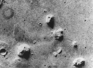 1976 - volto umano su Marte